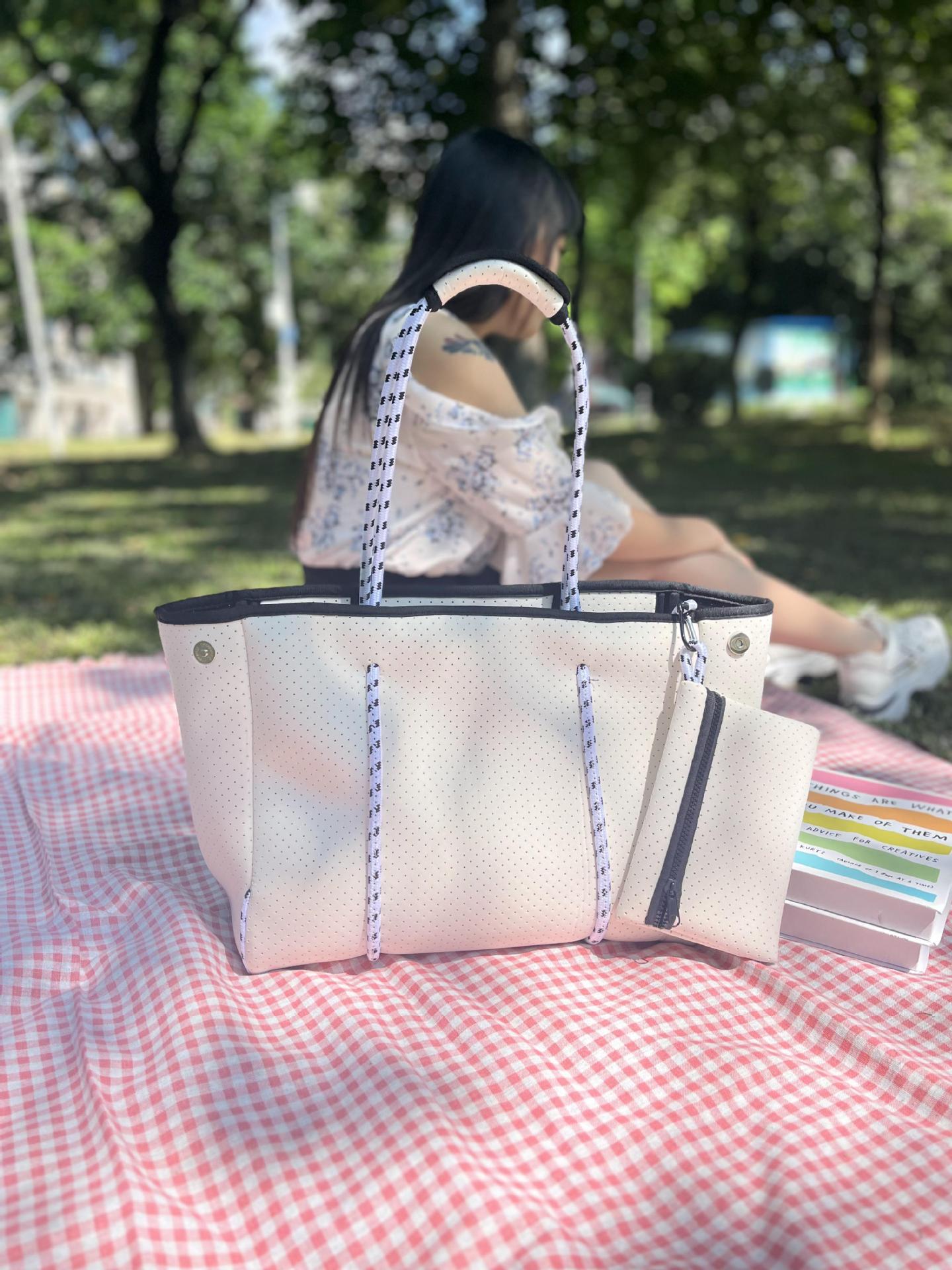 Neoprene Perforated Beach Bucket Bag – Two-in-One Mother-Child Tote, Large Swimming Sand-Proof Purse